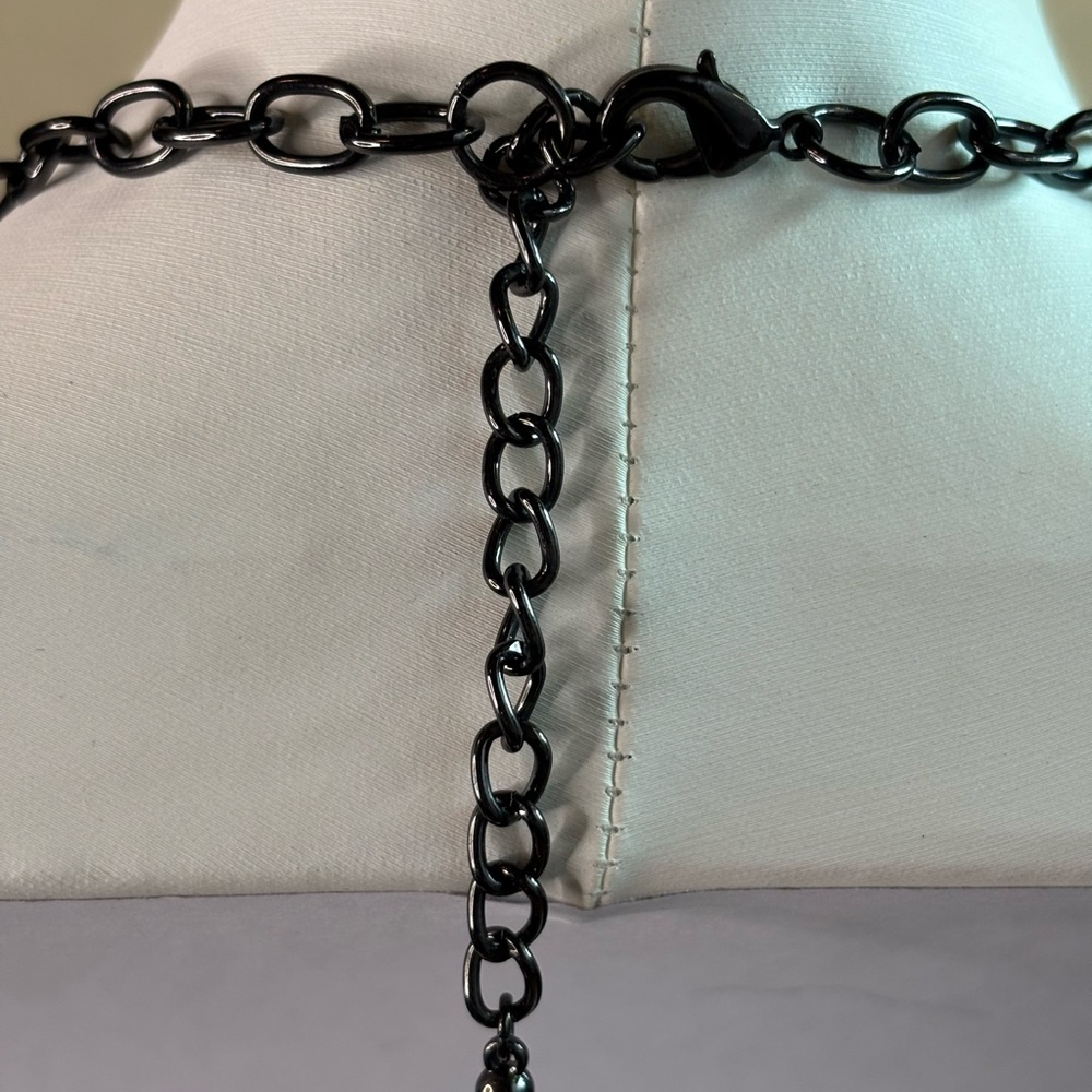 Sophisticated Black And Silver Statement Necklace - image 6